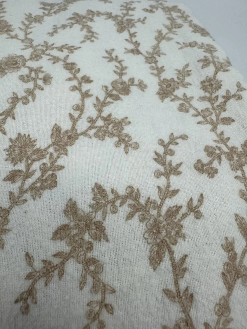 Laura Ashley Cream Floral All-Over Print Twin Fitted Sheet 100% Cotton Bedding